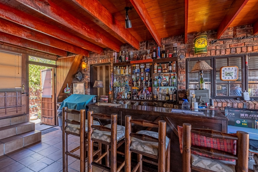 To Let 4 Bedroom Property for Rent in Amsterdamhoek Eastern Cape